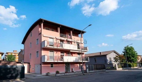 appartamento in vendita a Voghera