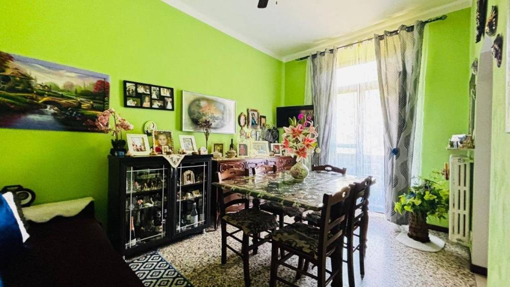 appartamento in vendita a Voghera in zona Medassino