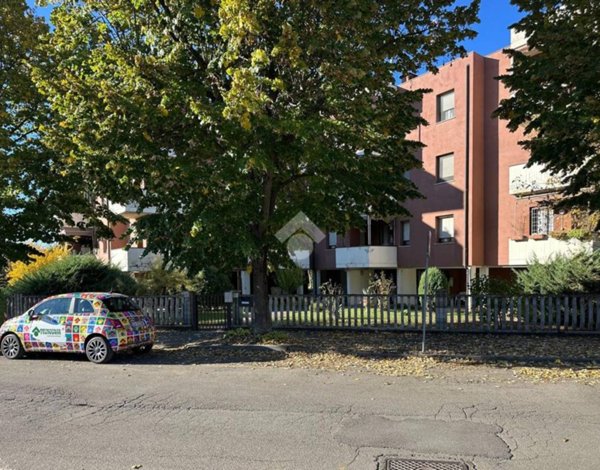 appartamento in vendita a Voghera in zona Medassino