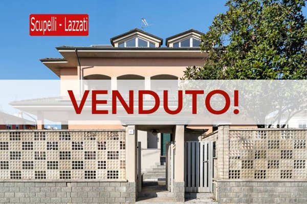 casa indipendente in vendita a Voghera