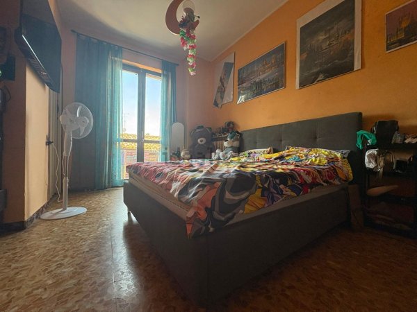 casa indipendente in vendita a Voghera in zona Oriolo