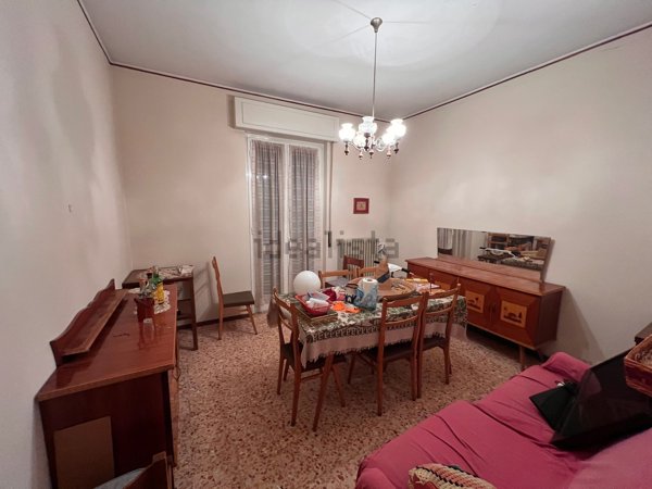 appartamento in vendita a Voghera in zona Valle