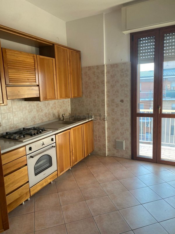 appartamento in vendita a Voghera in zona Valle
