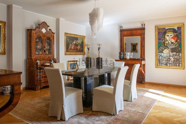 casa indipendente in vendita a Voghera