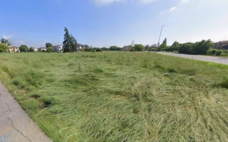 terreno agricolo in vendita a Voghera