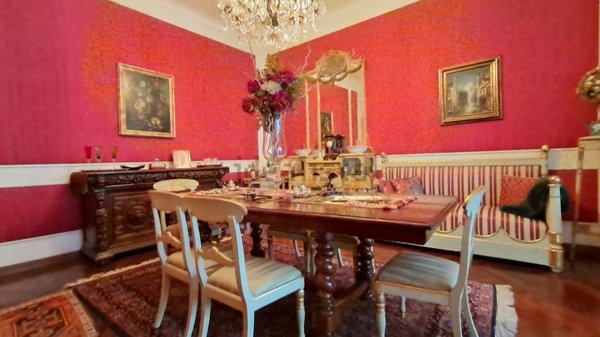 casa indipendente in vendita a Voghera