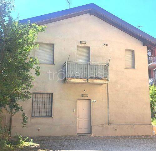 casa indipendente in vendita a Voghera