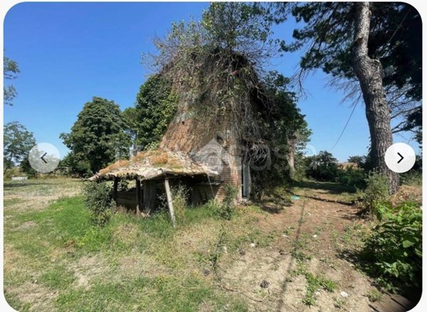 casa indipendente in vendita a Voghera