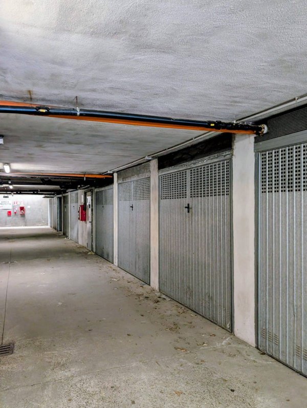 box auto in vendita a Voghera