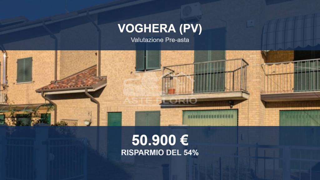 casa indipendente in vendita a Voghera