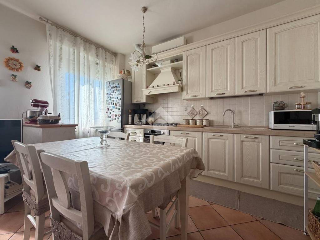 appartamento in vendita a Voghera