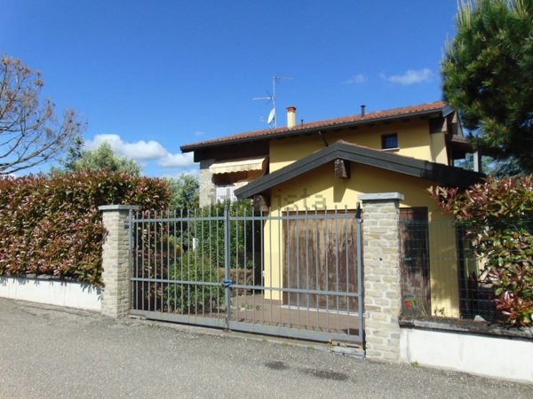 casa indipendente in vendita a Volpara