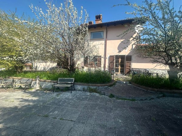 casa indipendente in vendita a Volpara