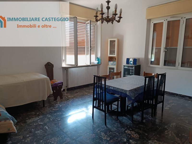 casa indipendente in vendita a Zavattarello in zona Casa Marchese