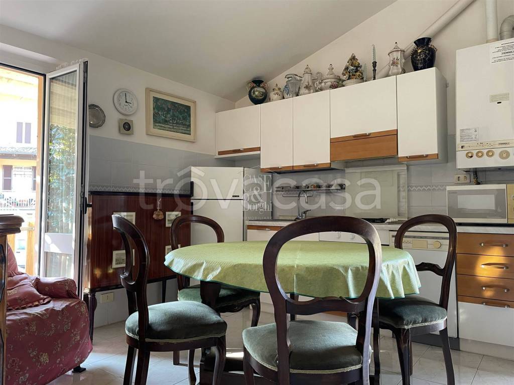 appartamento in vendita a Zavattarello