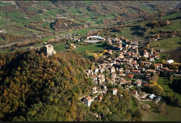 appartamento in vendita a Zavattarello