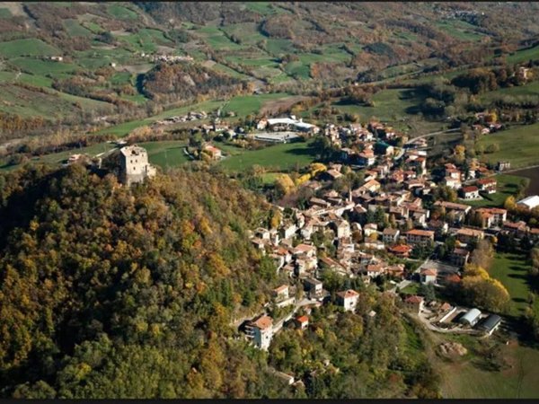 appartamento in vendita a Zavattarello