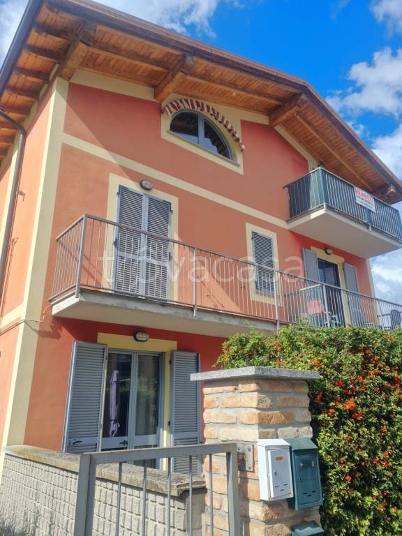 appartamento in vendita a Zavattarello