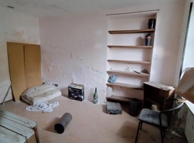 casa indipendente in vendita a Zavattarello