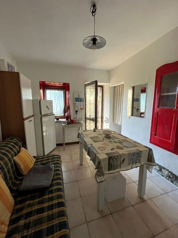 appartamento in vendita a Zavattarello in zona Lagagnolo