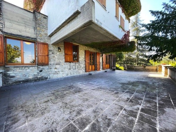 appartamento in vendita a Zavattarello