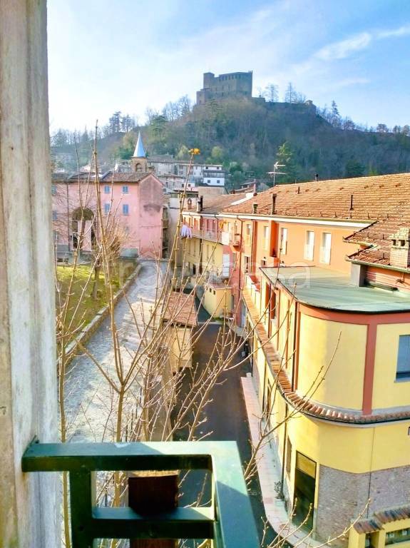 appartamento in vendita a Zavattarello