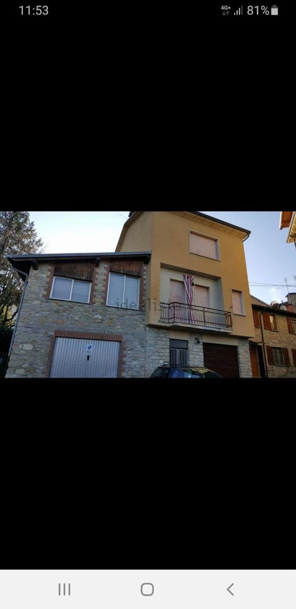 casa indipendente in vendita a Zavattarello in zona Crociglia
