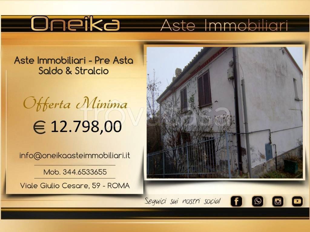 casa indipendente in vendita a Zavattarello in zona Rossone