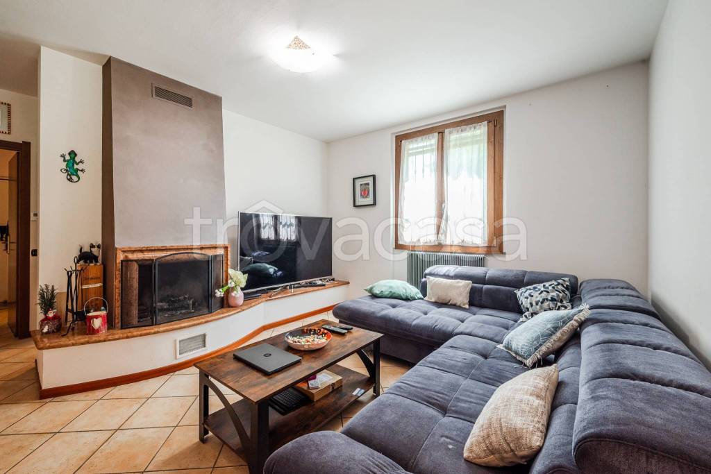 casa indipendente in vendita a Zeccone
