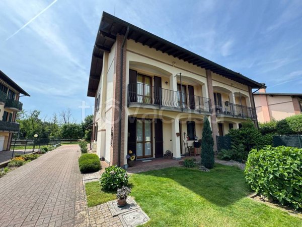 casa indipendente in vendita a Zeccone in zona Villareggio