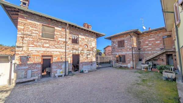 casa semindipendente in vendita a Zeccone