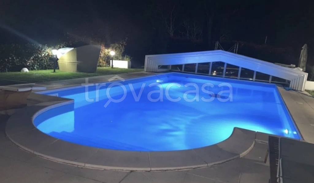 casa indipendente in vendita a Zeccone in zona Villareggio