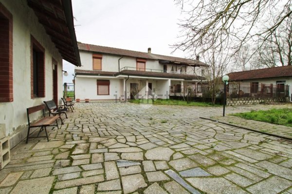 appartamento in vendita a Zeme
