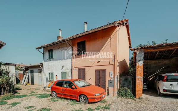casa indipendente in vendita a Zeme