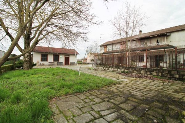 casa indipendente in vendita a Zeme