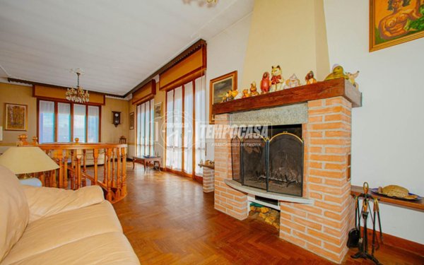 casa indipendente in vendita a Zeme