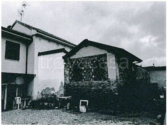 casa indipendente in vendita a Zeme