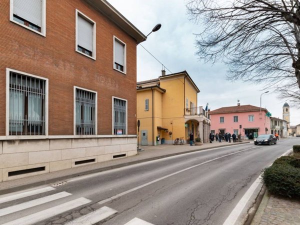 negozio in vendita a Zeme