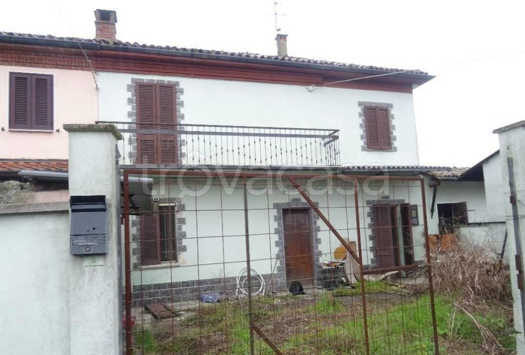 casa indipendente in vendita a Zeme