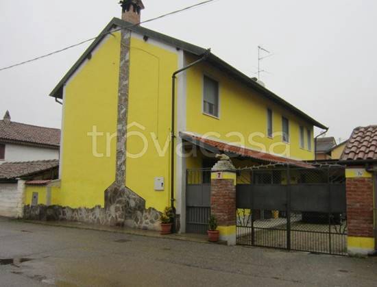 casa indipendente in vendita a Zeme