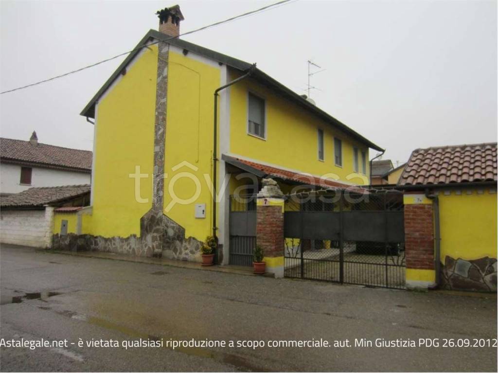 casa indipendente in vendita a Zeme