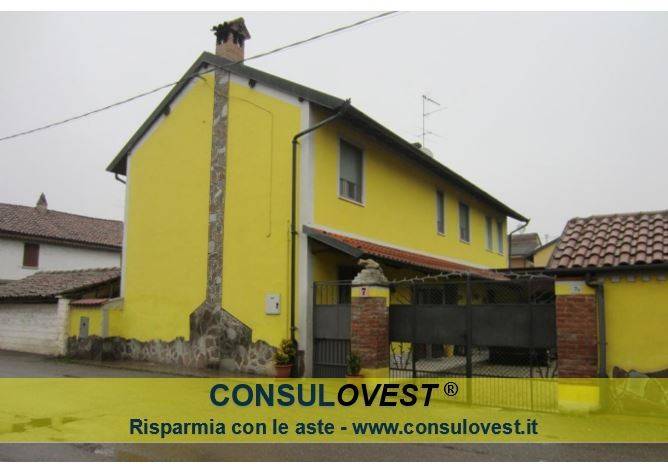 casa indipendente in vendita a Zeme