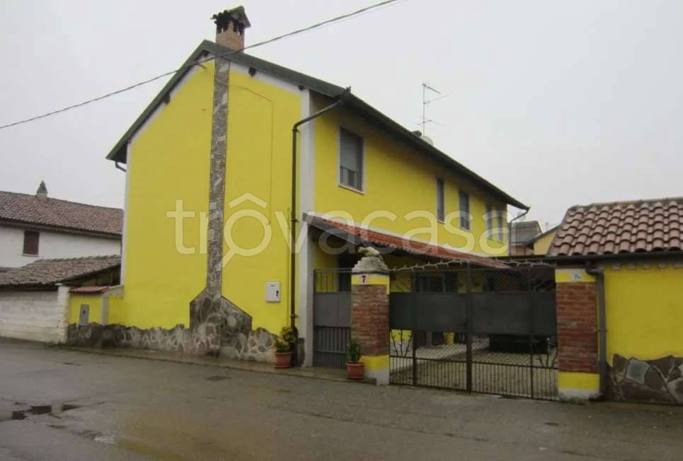 appartamento in vendita a Zeme