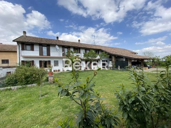 casa indipendente in vendita a Zeme
