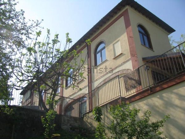 pentavano in vendita a Zenevredo