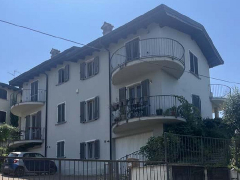 casa indipendente in vendita a Zenevredo