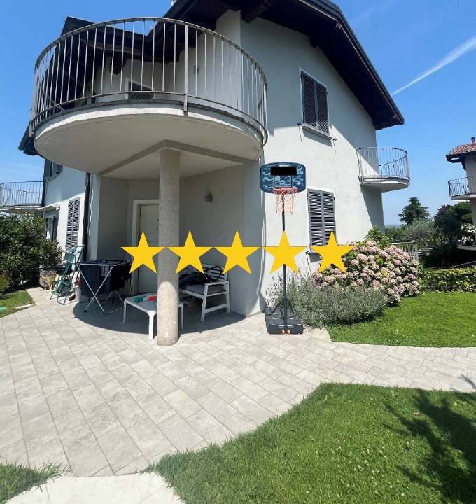 casa indipendente in vendita a Zenevredo