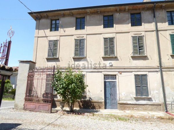 appartamento in vendita a Zenevredo