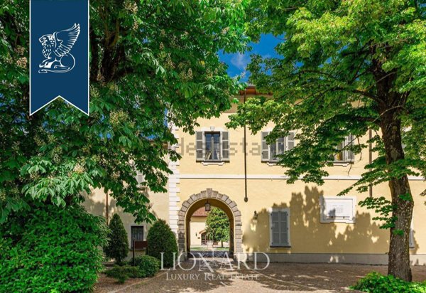 villa in vendita a Zenevredo