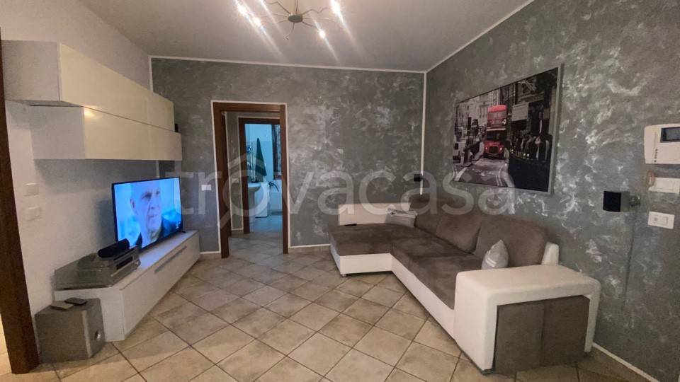 appartamento in vendita a Zerbolò in zona Parasacco